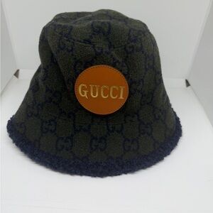 Authentic Gucci GG Wool Bucket hat. Medium 58cm. Unisex